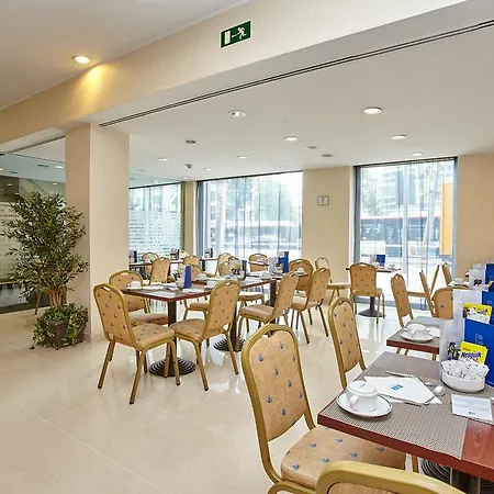 Hotel Vincci Mae