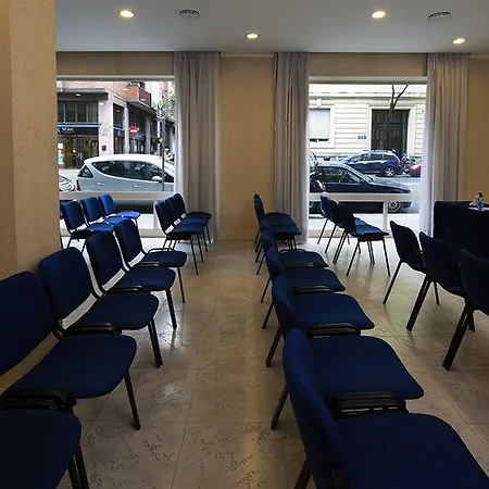 Отель Vincci Mae