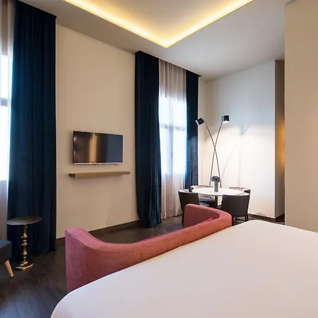 Vincci Mae Hotel