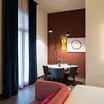 Vincci Mae Hotel 4*