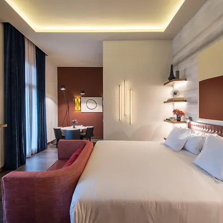 Vincci Mae Hotel 4*