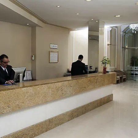 Vincci Mae Hotel