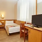 Vincci Mae Hotel